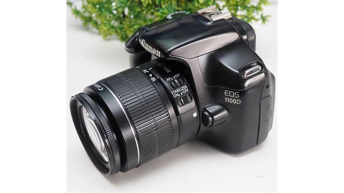 Lensa Pada Kamera Canon EOS 1100D